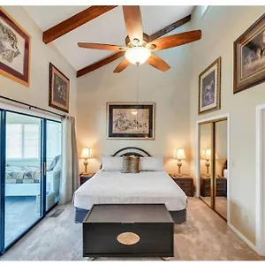  Holiday home New Listing!!! 4 Min Walk To The Beach! United States